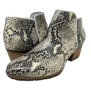 Blondo Waterproof Boots